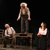 DNJ Komedianti Petr Vacek Rostislav Novak a Kristyna Hrusinska foto Ivan Kahun