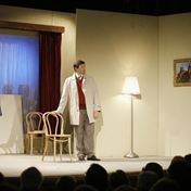 obe macechy chteji byt na pozvance