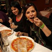 v Tratorii bylo milo