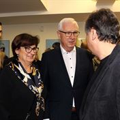 Režisér Matěj Balcar, manželé Drahošovi, Jan Fischer