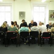 1. Soustredena ctena zkouska Sklenky sherry /Neil Simon - Drobecky z perniku/