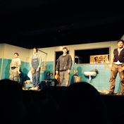 Jedna z dekovacek Praskni do bot