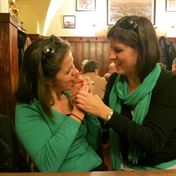 O kus zvance se dvojcatka nedeli ale rvou