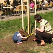 Violeta Sporclova s babickou Kodetovou