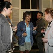 Po predstaveni pred divadlem